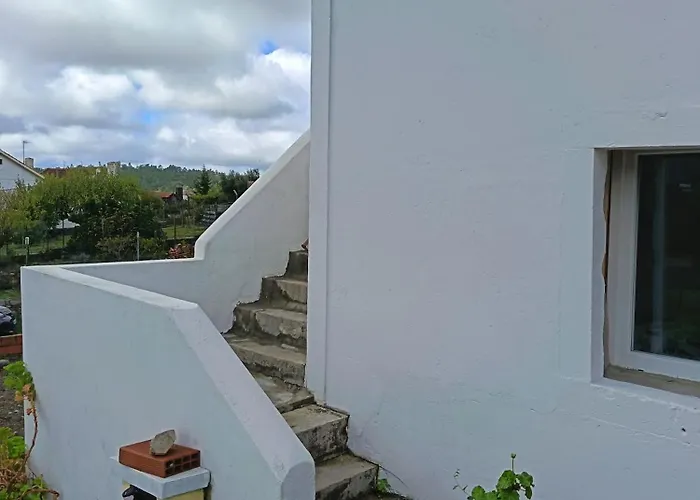 Maison Proche Fatima Batalha Сasa de vacaciones *